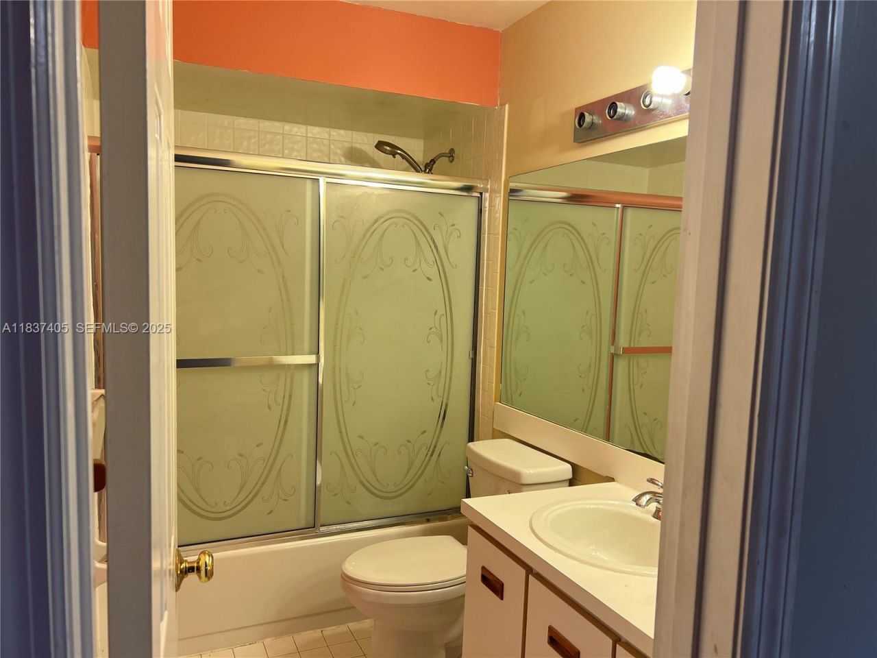 9850 Hammocks Blvd, Unit 107, Miami, FL 33196 Photo