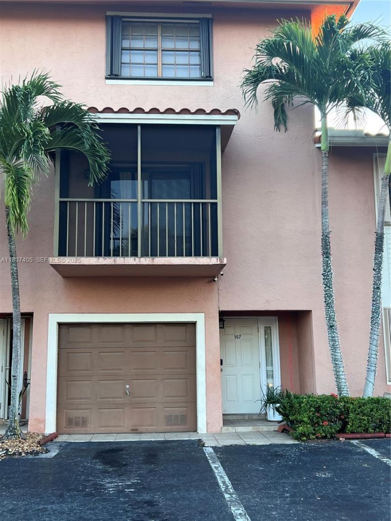 9850 Hammocks Blvd, Unit 107, Miami, FL 33196 Photo