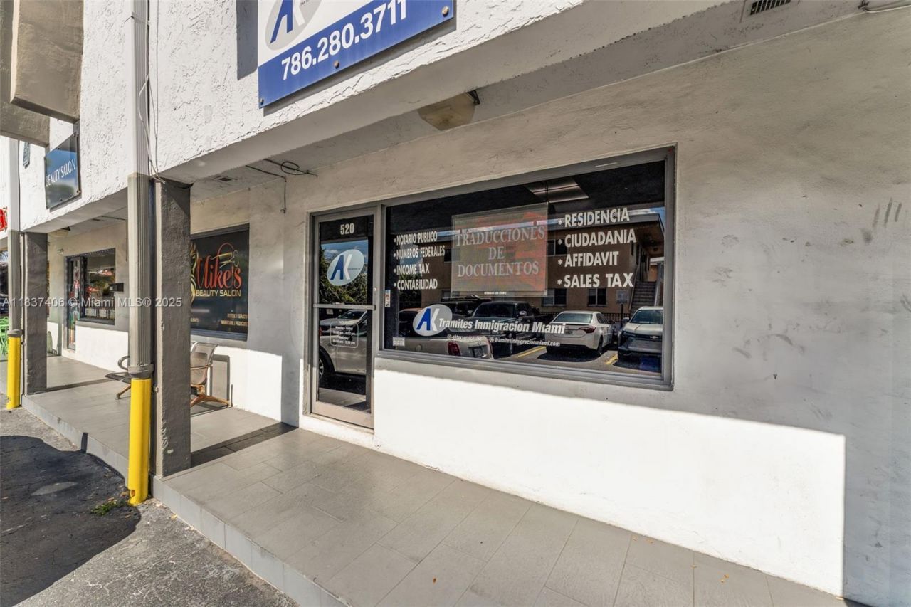 516 NW 57th Ave, Miami, FL 33126 Photo