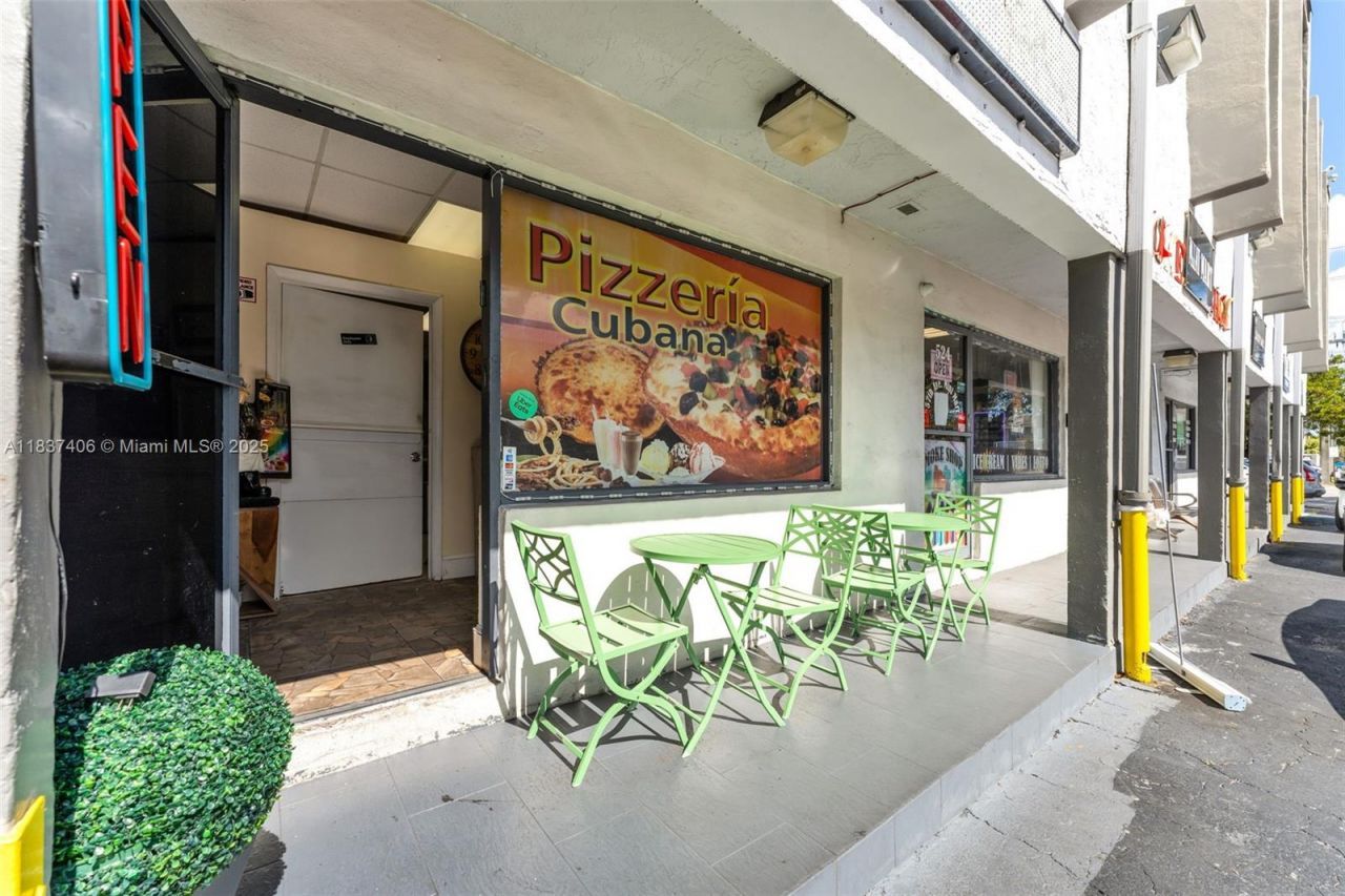 516 NW 57th Ave, Miami, FL 33126 Photo