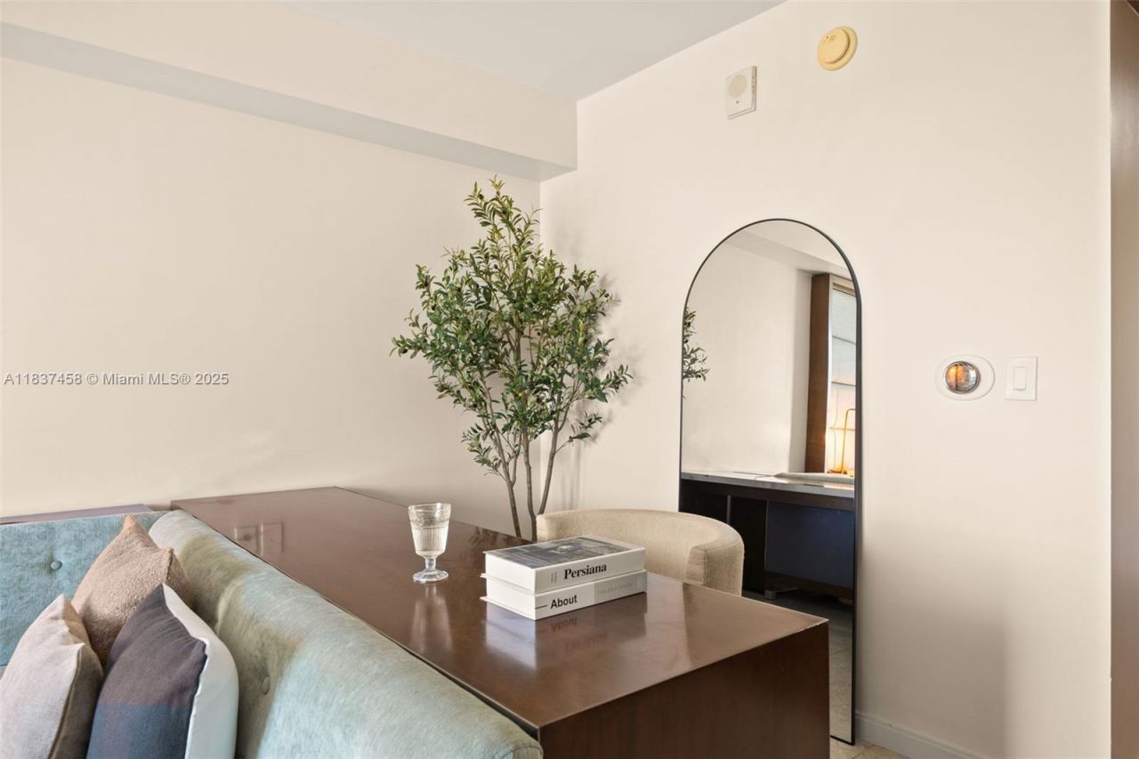 50 Biscayne Blvd, Unit 411, Miami, FL 33132 Photo