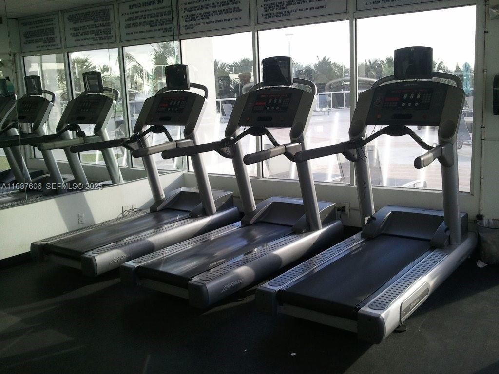 100 Lincoln Rd, Unit 1206, Miami Beach, FL 33139 Photo