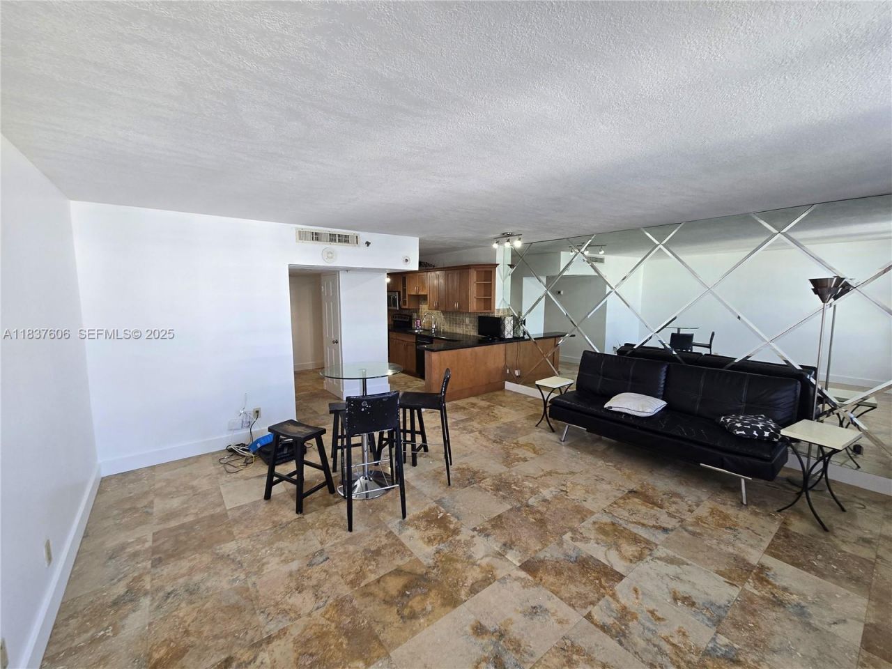 100 Lincoln Rd, Unit 1206, Miami Beach, FL 33139 Photo