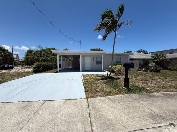 1494 W 34th St, Riviera Beach, FL 33404