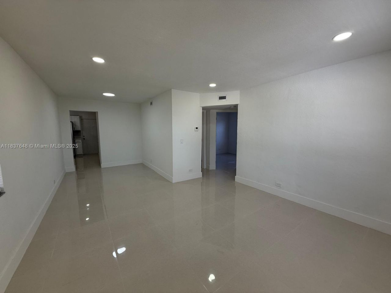 1494 W 34th St, Riviera Beach, FL 33404 Photo