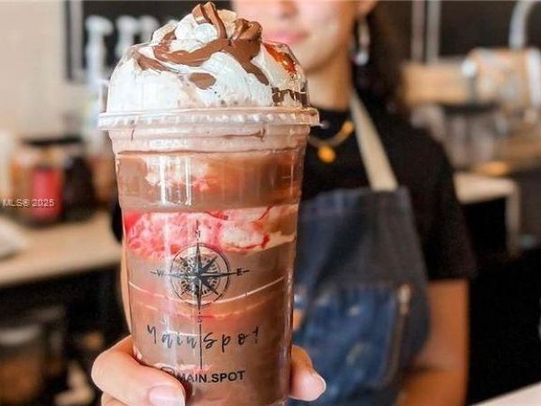 N Hiatus, Cooper City, FL 33026