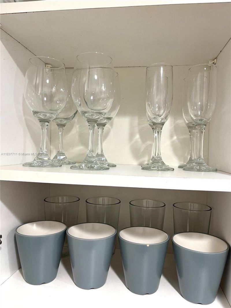 5445 Collins Ave, Unit 1515, Miami Beach, FL 33140 Photo