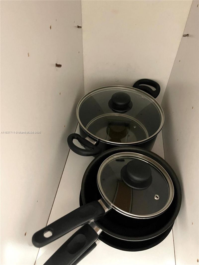 5445 Collins Ave, Unit 1515, Miami Beach, FL 33140 Photo