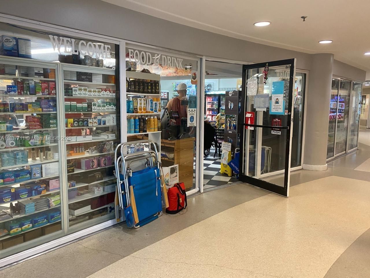 5445 Collins Ave, Unit 1515, Miami Beach, FL 33140 Photo