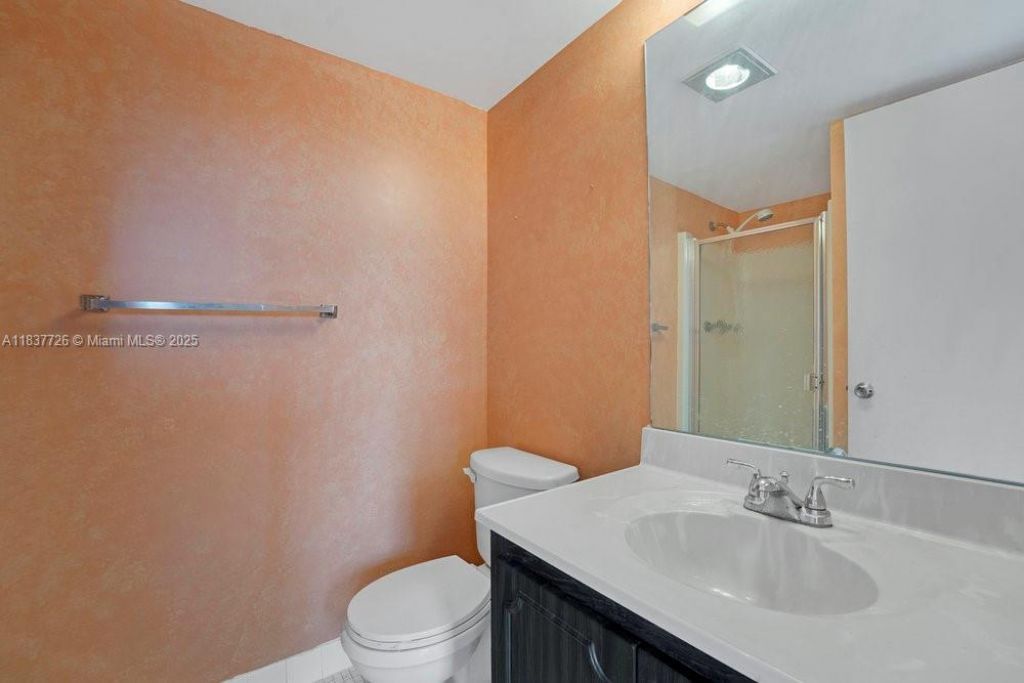 2998 E Sunrise Lakes Dr, Unit 414, Sunrise, FL 33322 Photo