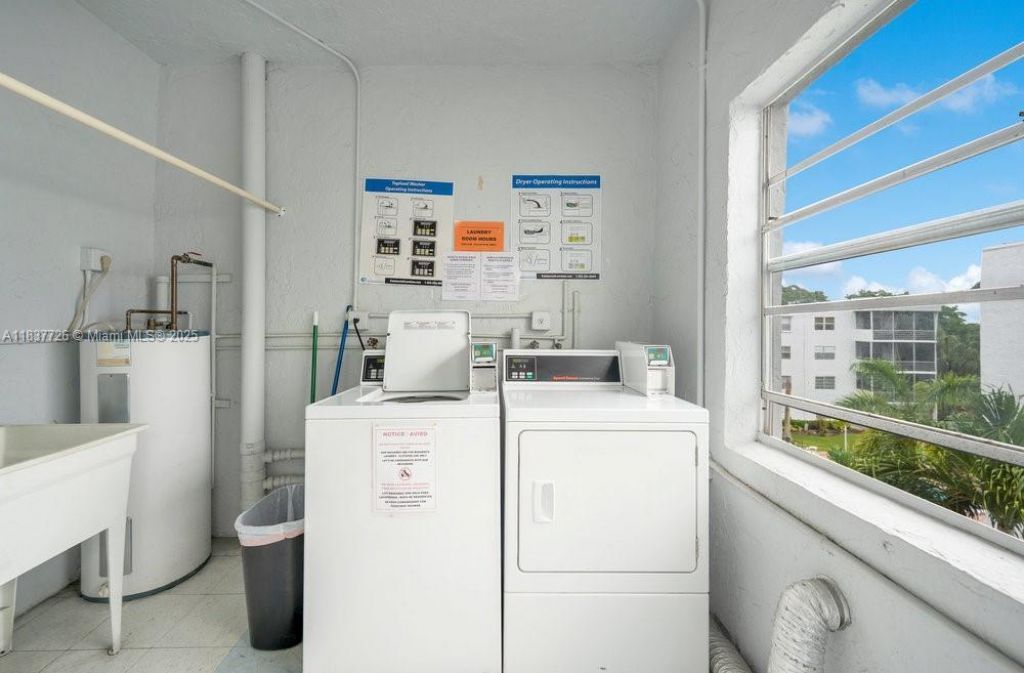 2998 E Sunrise Lakes Dr, Unit 414, Sunrise, FL 33322 Photo