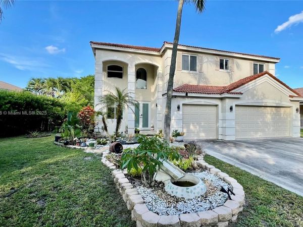 4093 Staghorn Ln, Weston, FL 33331