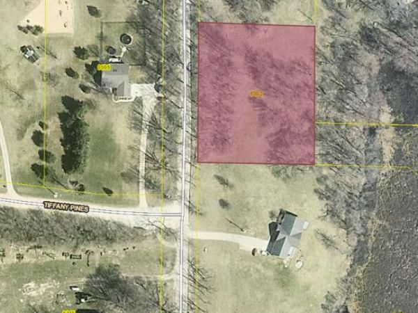 6302 Tiffany Avenue NE, Rockford, MI 49341