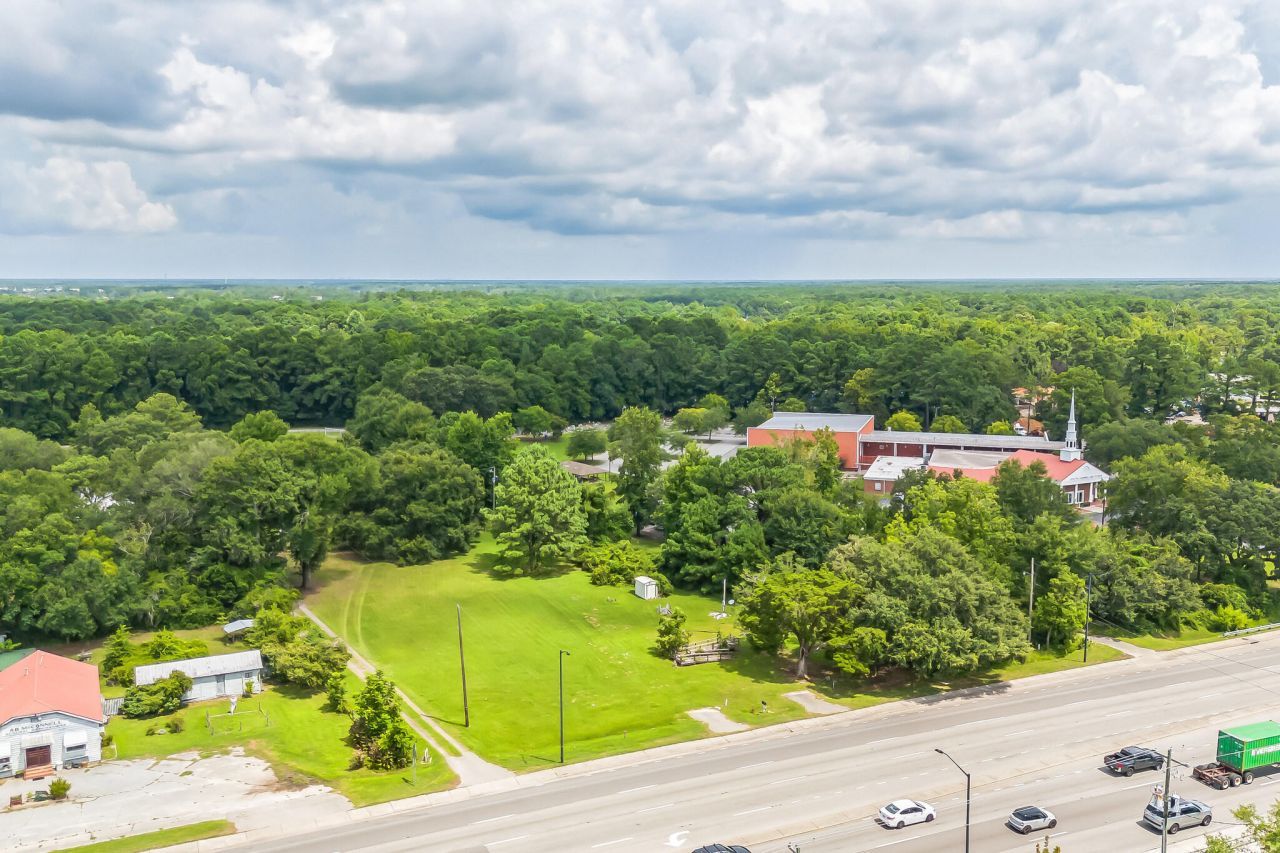 2804 N Highway 17 Photo 2