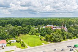 2804 N Highway 17 photo 4