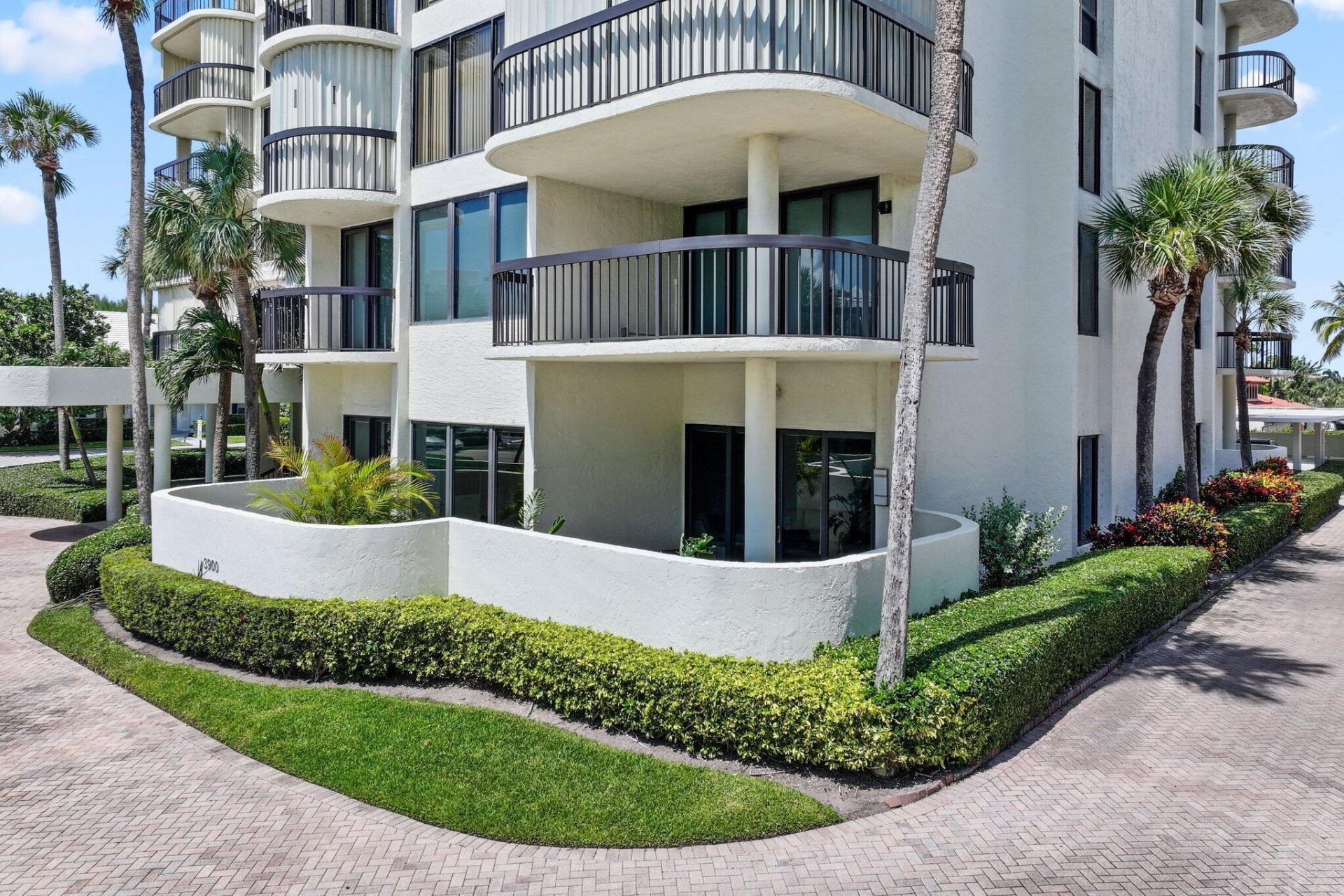 3900 N Ocean Boulevard, Unit Lanai, Gulf Stream, FL 33483 Photo