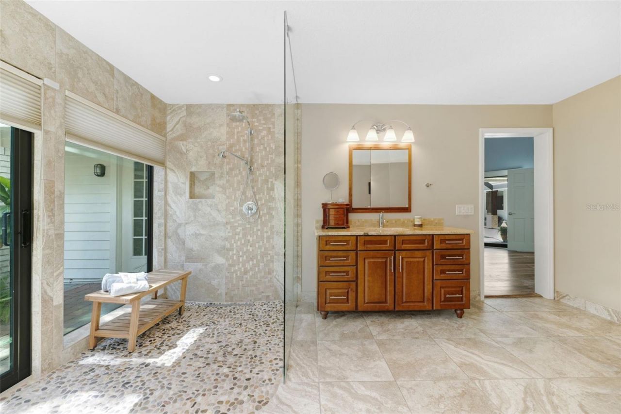 6605 Seabird Way, Apollo Beach, FL 33572 Photo