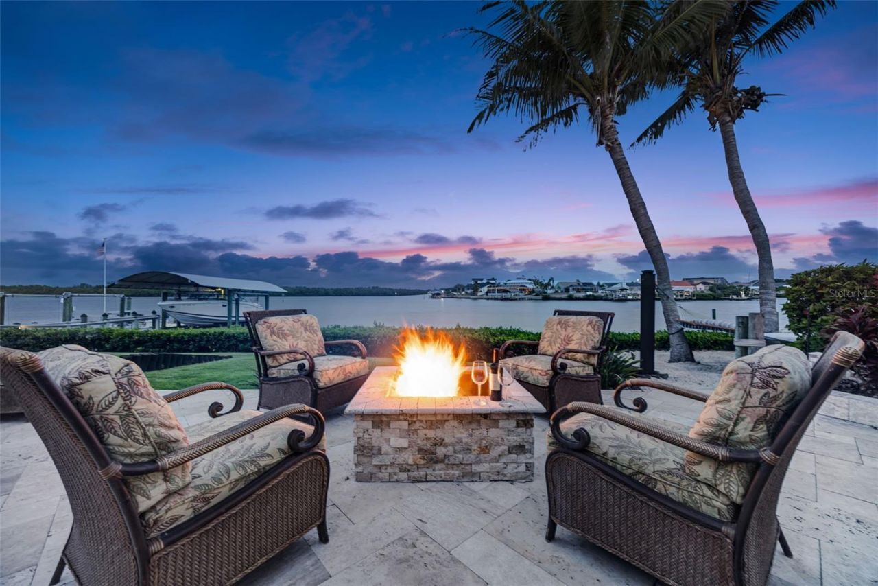 6605 Seabird Way, Apollo Beach, FL 33572 Photo