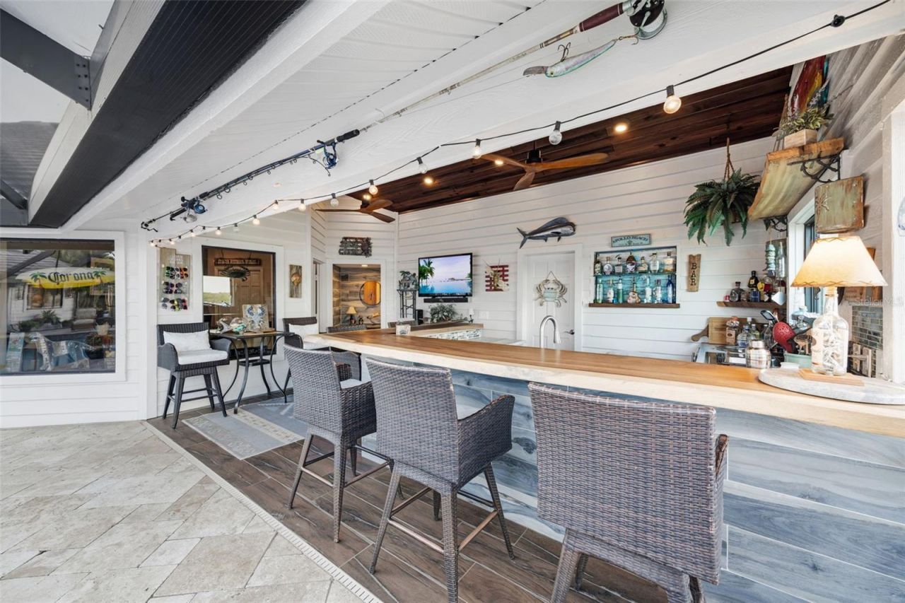 6605 Seabird Way, Apollo Beach, FL 33572 Photo