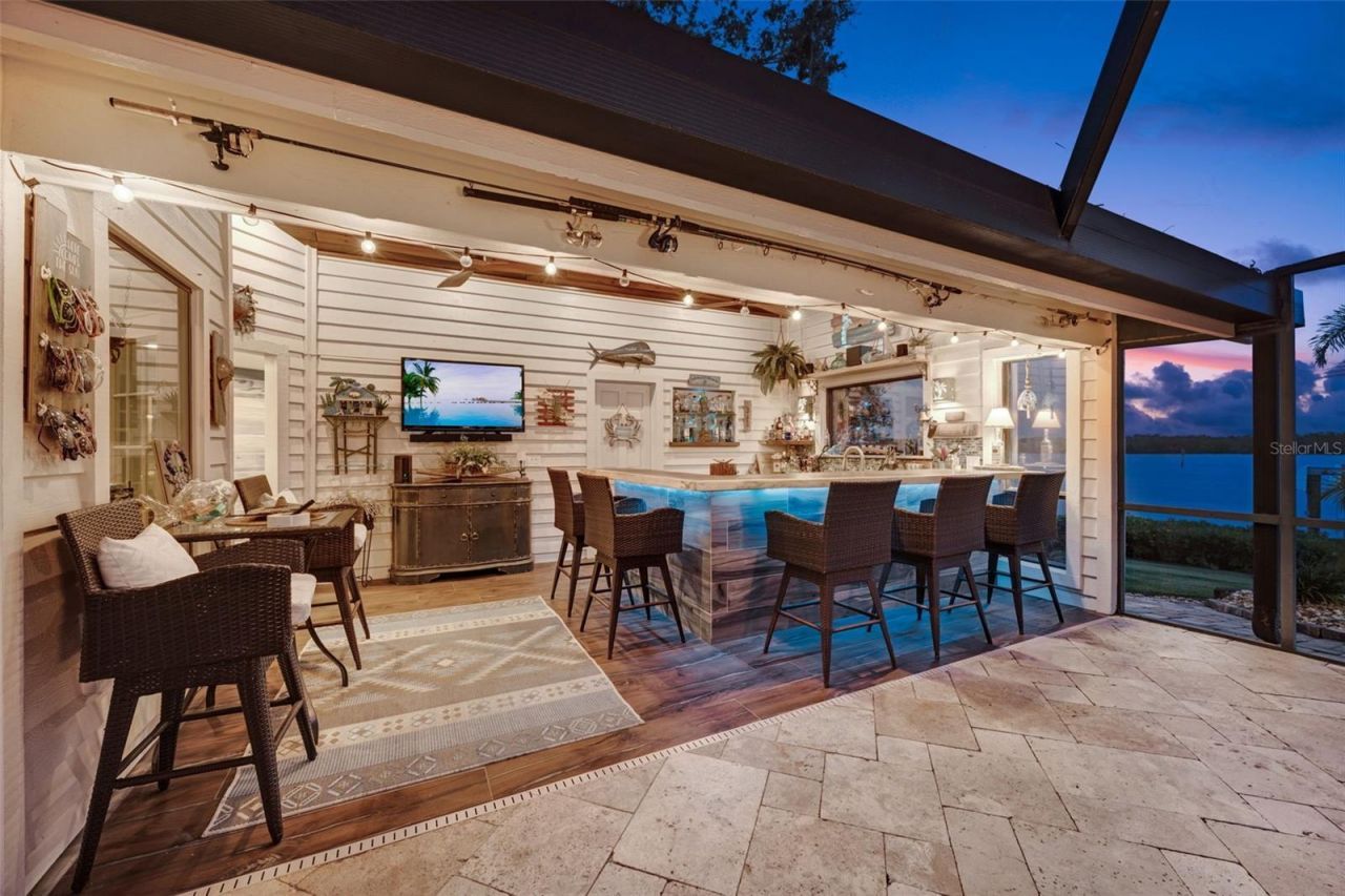 6605 Seabird Way, Apollo Beach, FL 33572 Photo