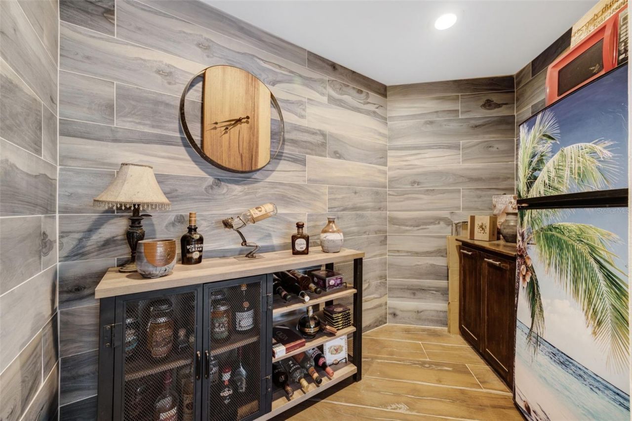 6605 Seabird Way, Apollo Beach, FL 33572 Photo