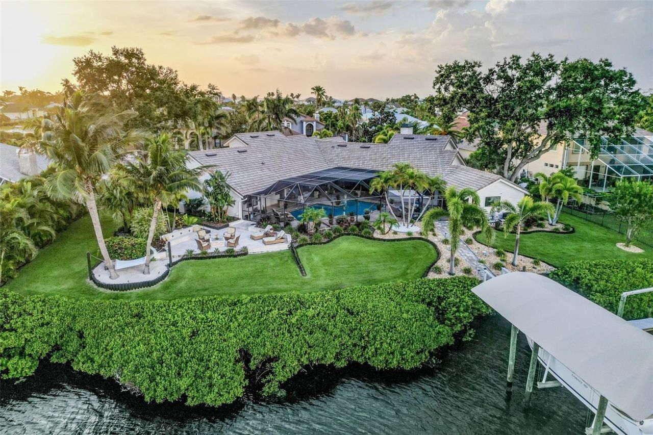 6605 Seabird Way, Apollo Beach, FL 33572 Photo