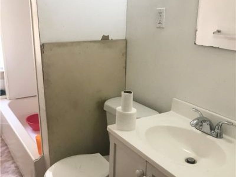 11725 Union Avenue, Cleveland, OH 44105 Photo 8