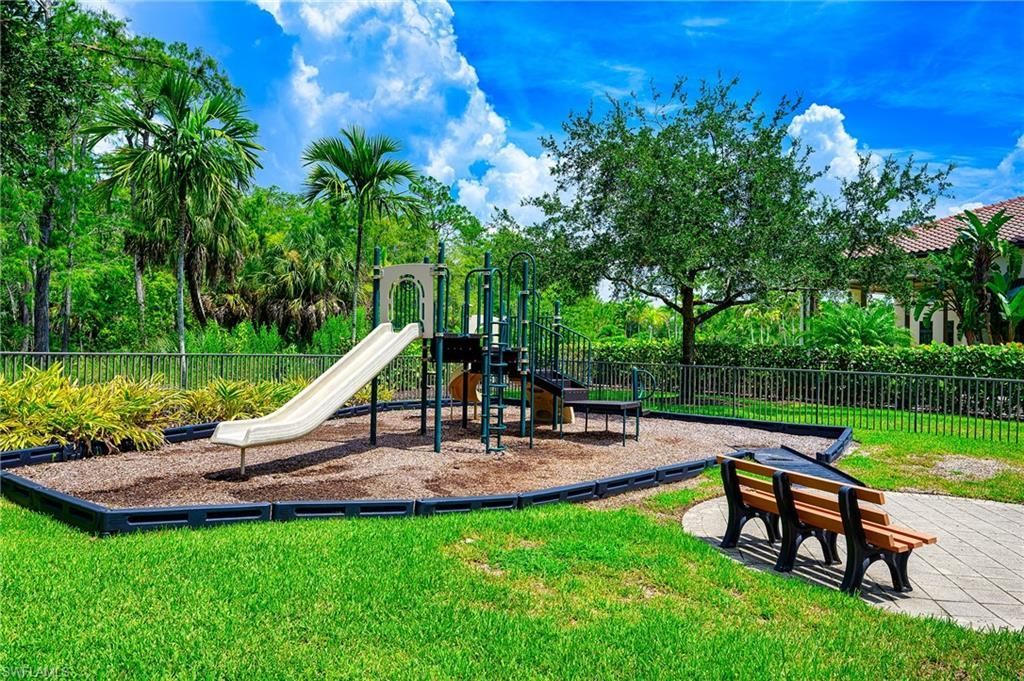 4604 Abaca Cir, Naples, FL 34119 Photo