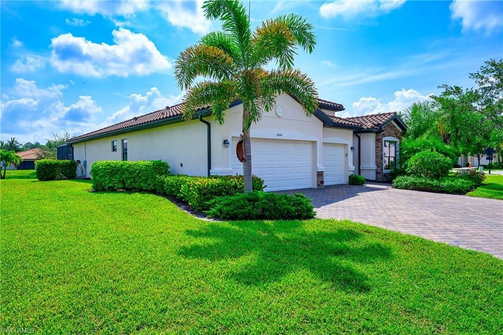 4604 Abaca Cir, Naples, FL 34119 Photo
