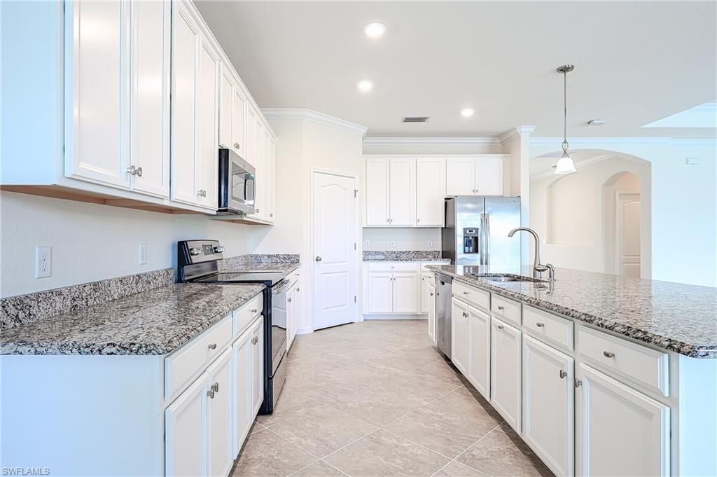 4604 Abaca Cir, Naples, FL 34119 Photo