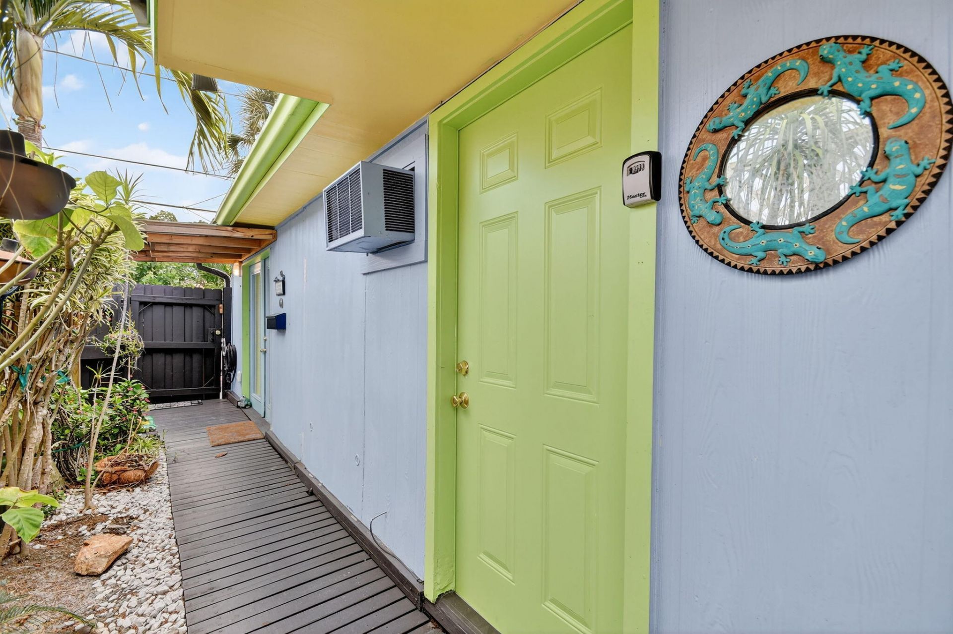 523 31st Street, West Palm Beach, FL 33407 Photo