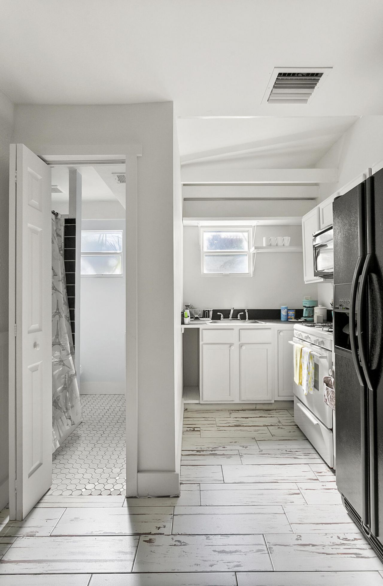 523 31st Street, West Palm Beach, FL 33407 Photo