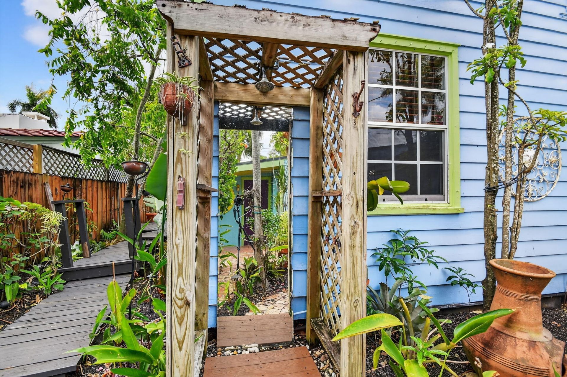 523 31st Street, West Palm Beach, FL 33407 Photo