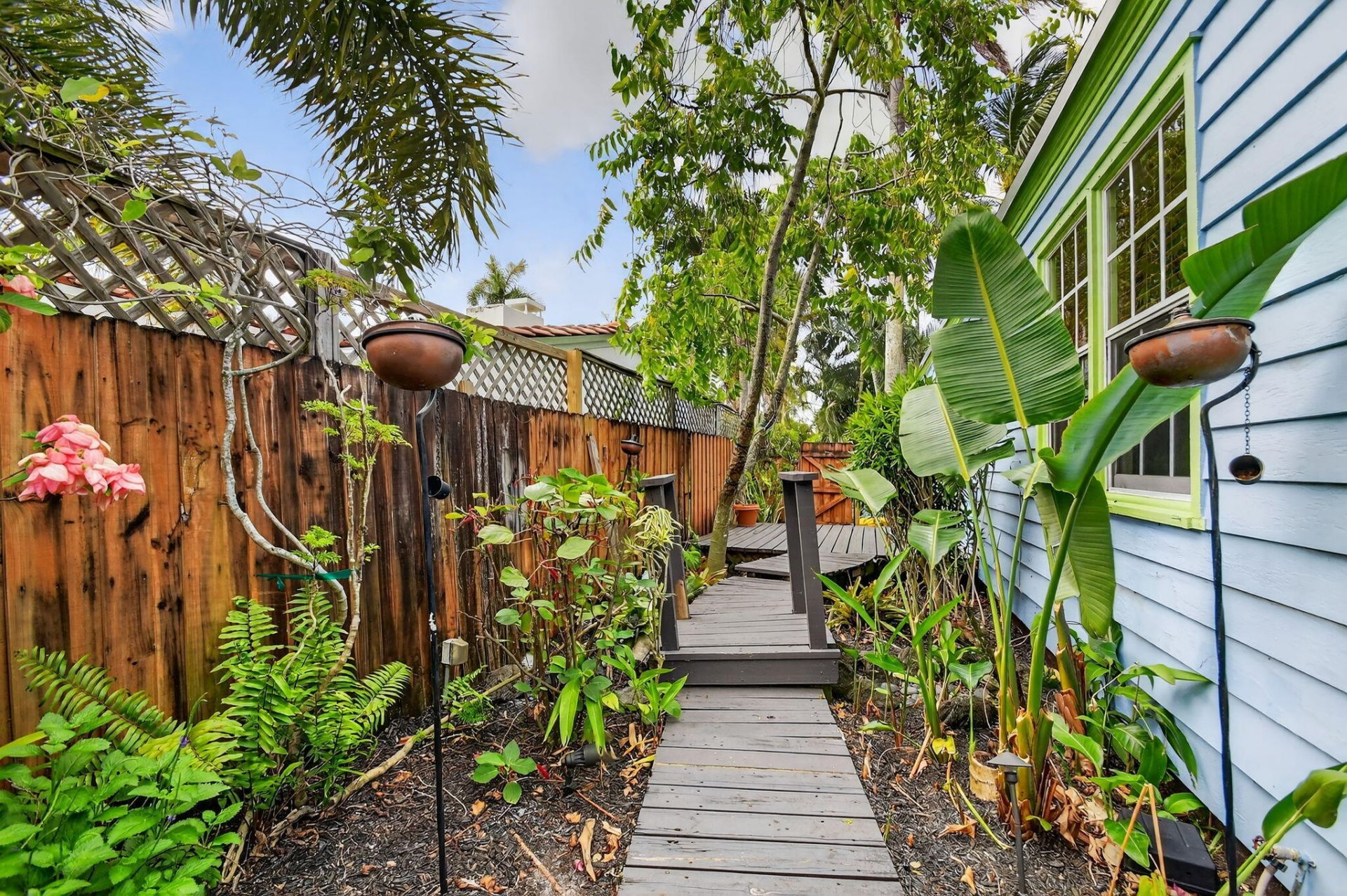 523 31st Street, West Palm Beach, FL 33407 Photo