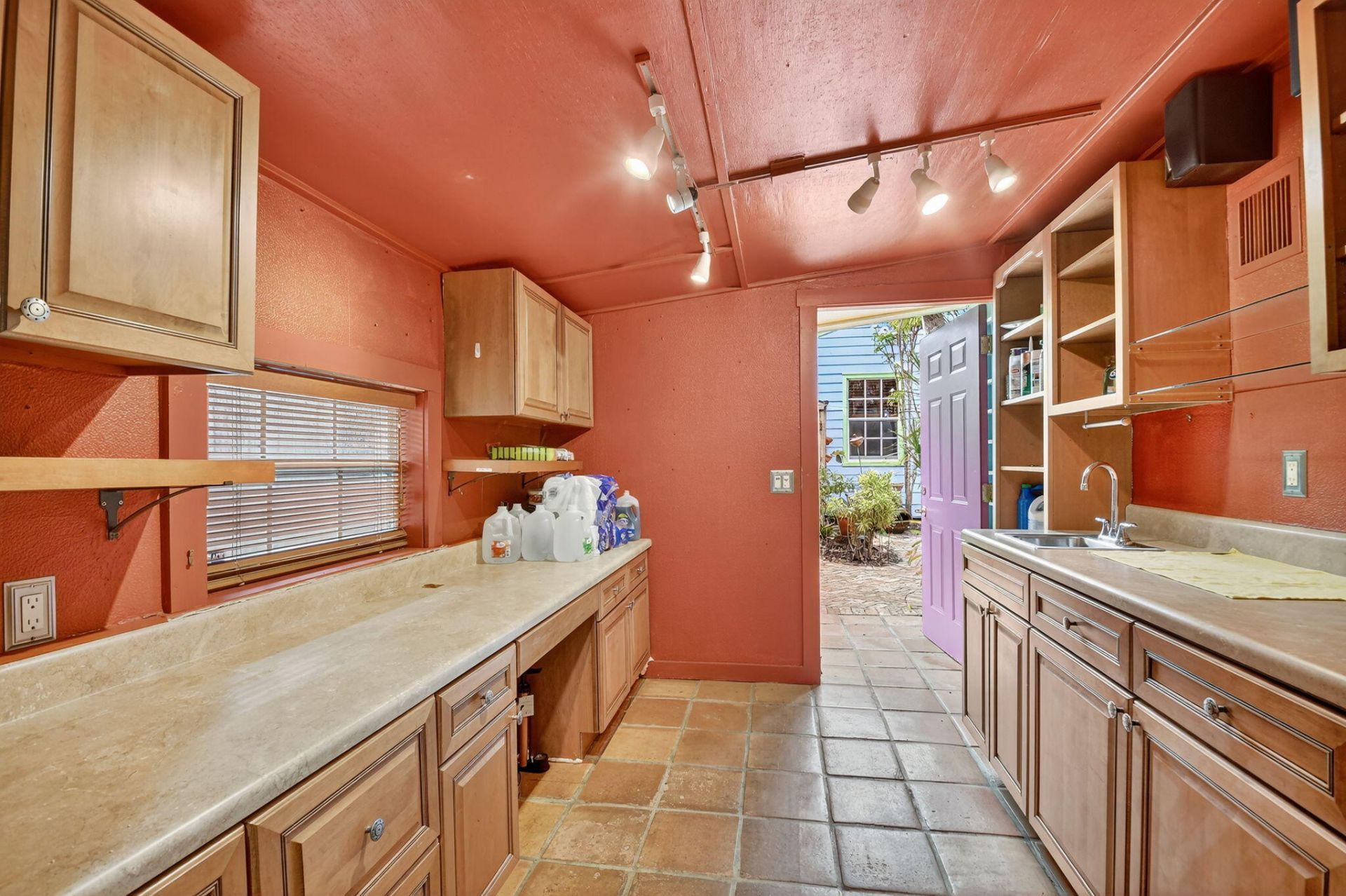 523 31st Street, West Palm Beach, FL 33407 Photo