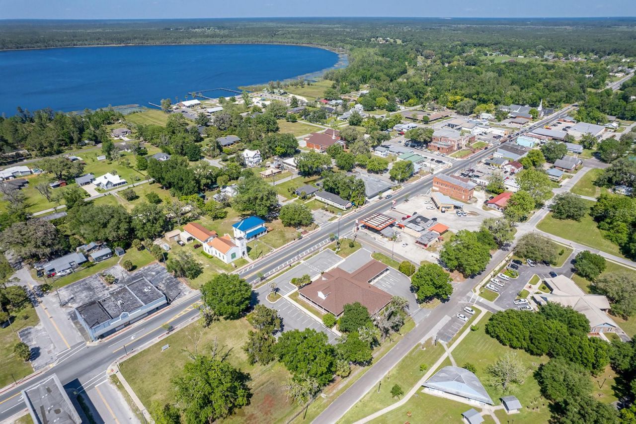 300 W Main Street, Lake Butler, FL 32054 Photo