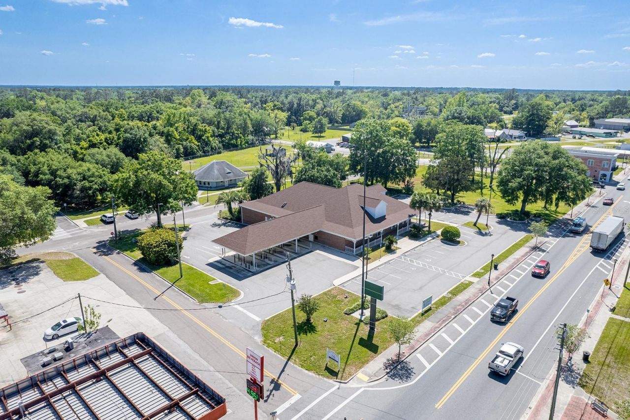 300 W Main Street, Lake Butler, FL 32054 Photo