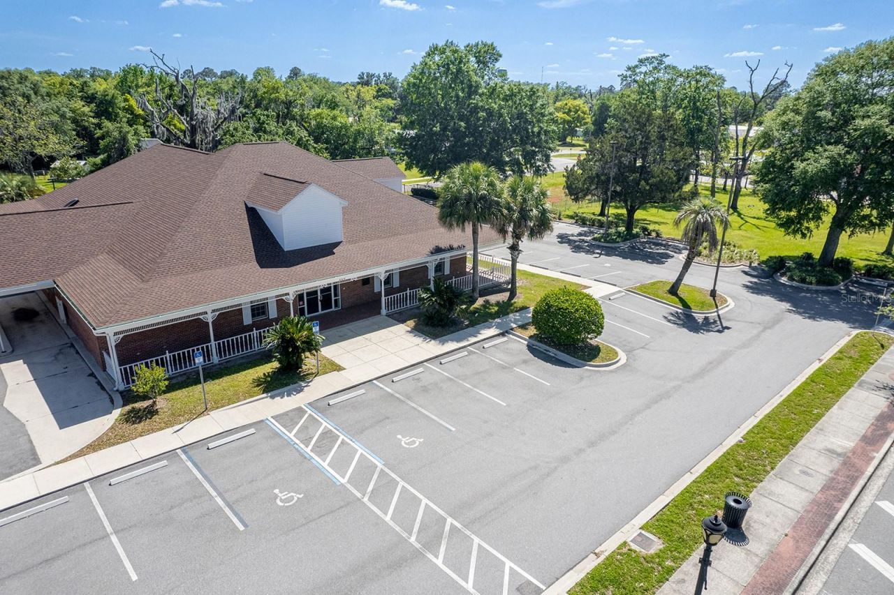 300 W Main Street, Lake Butler, FL 32054 Photo