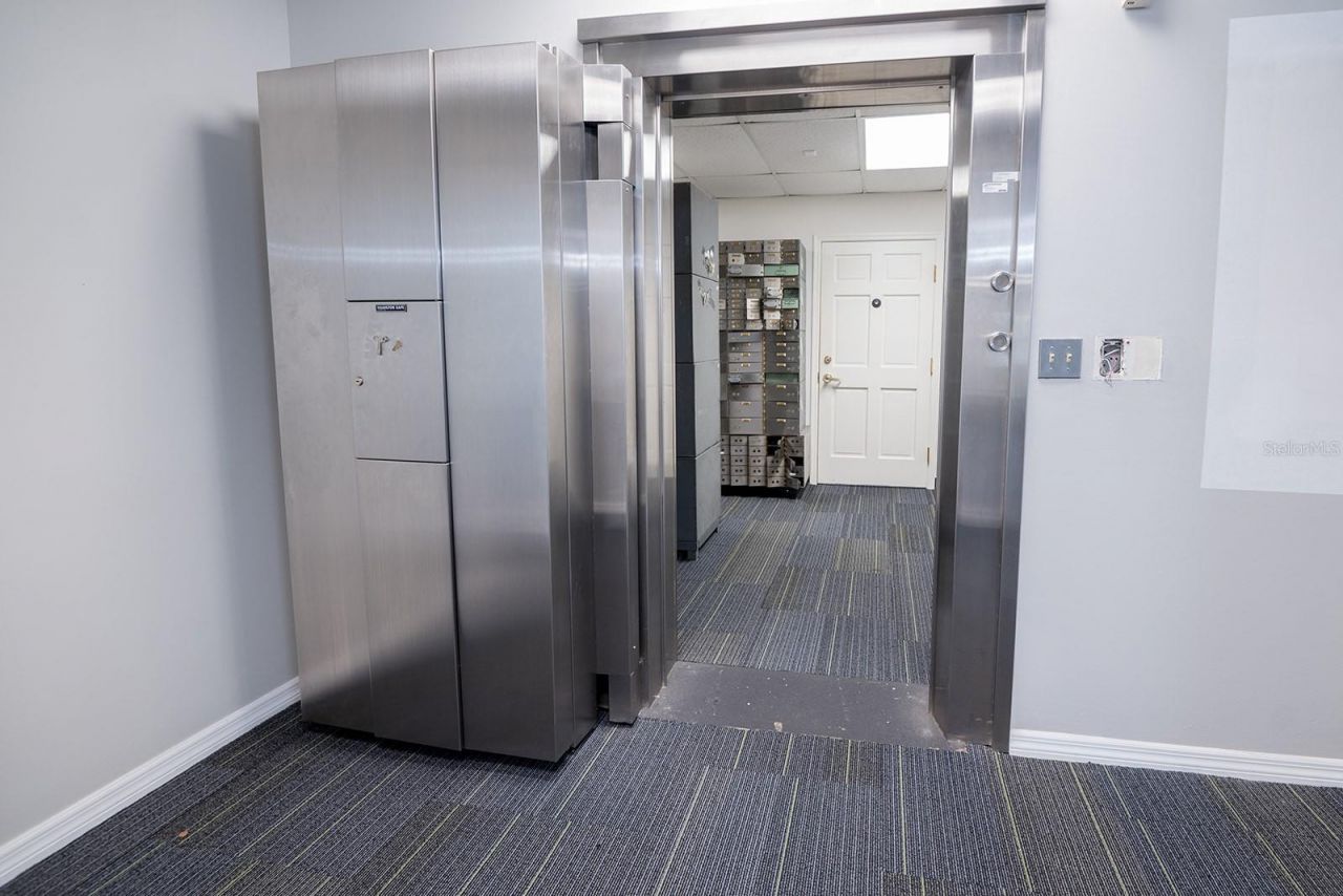 300 W Main Street, Lake Butler, FL 32054 Photo