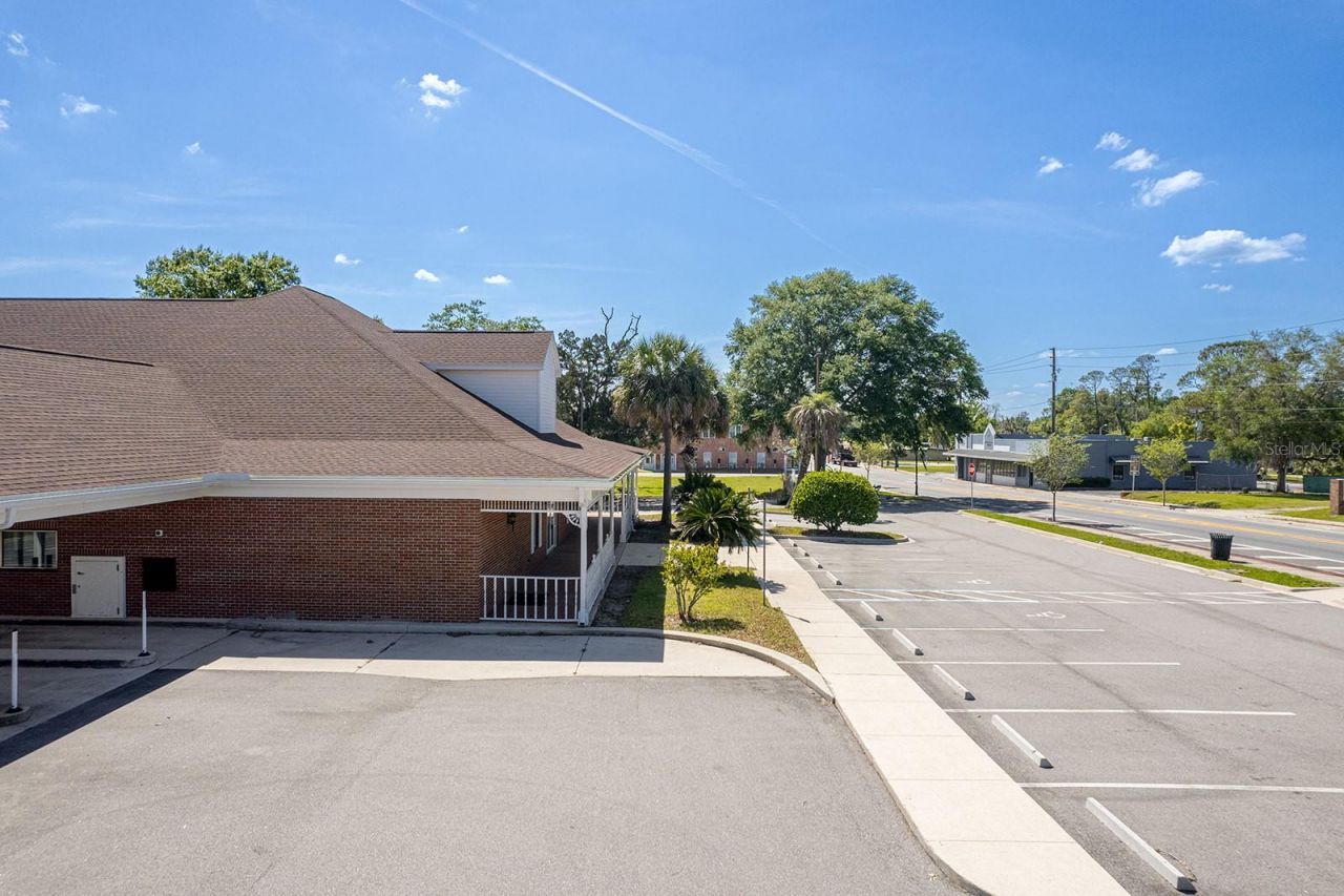 300 W Main Street, Lake Butler, FL 32054 Photo
