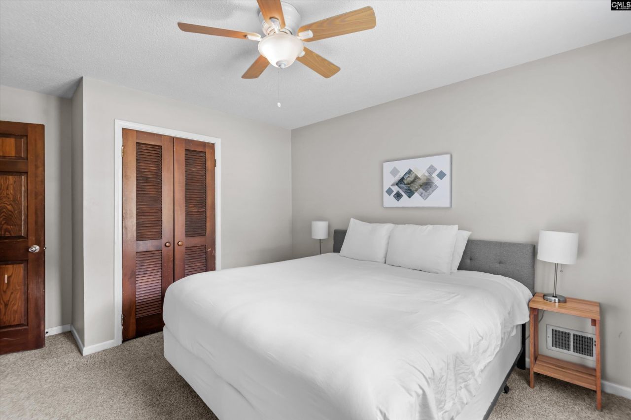 136 Sonning Road Photo 24