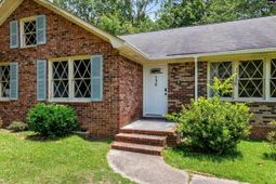 136 Sonning Road photo 4