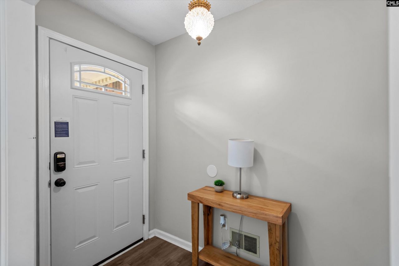 136 Sonning Road Photo 4