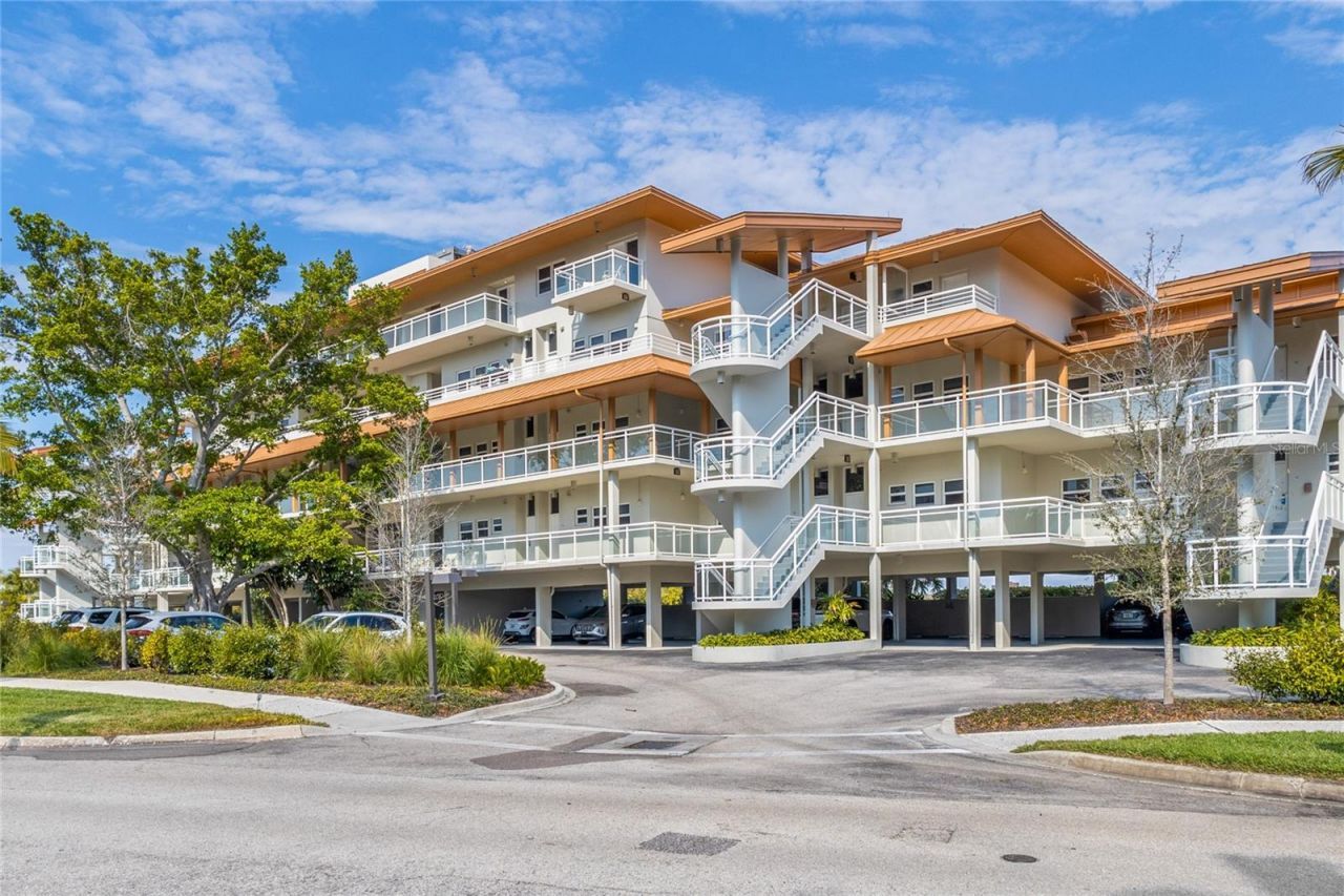 225 Sands Point Road, Unit 6103, Longboat Key, FL 34228 Photo