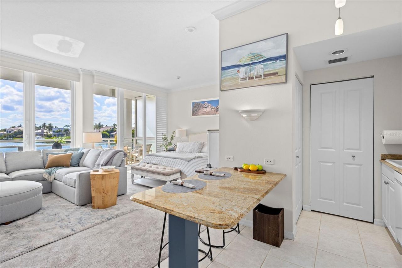 225 Sands Point Road, Unit 6103, Longboat Key, FL 34228 Photo