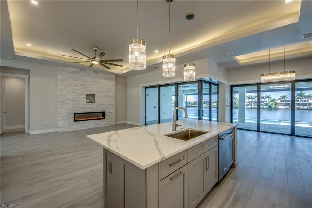 4241 NW 26th St, Cape Coral, FL 33993 Photo