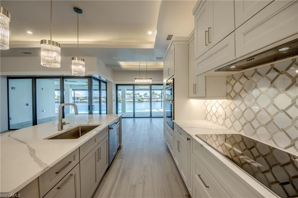 4241 NW 26th St, Cape Coral, FL 33993 Photo