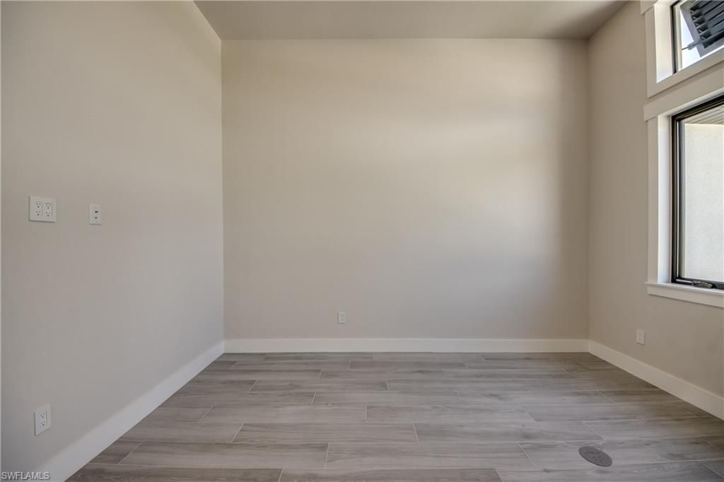 4241 NW 26th St, Cape Coral, FL 33993 Photo