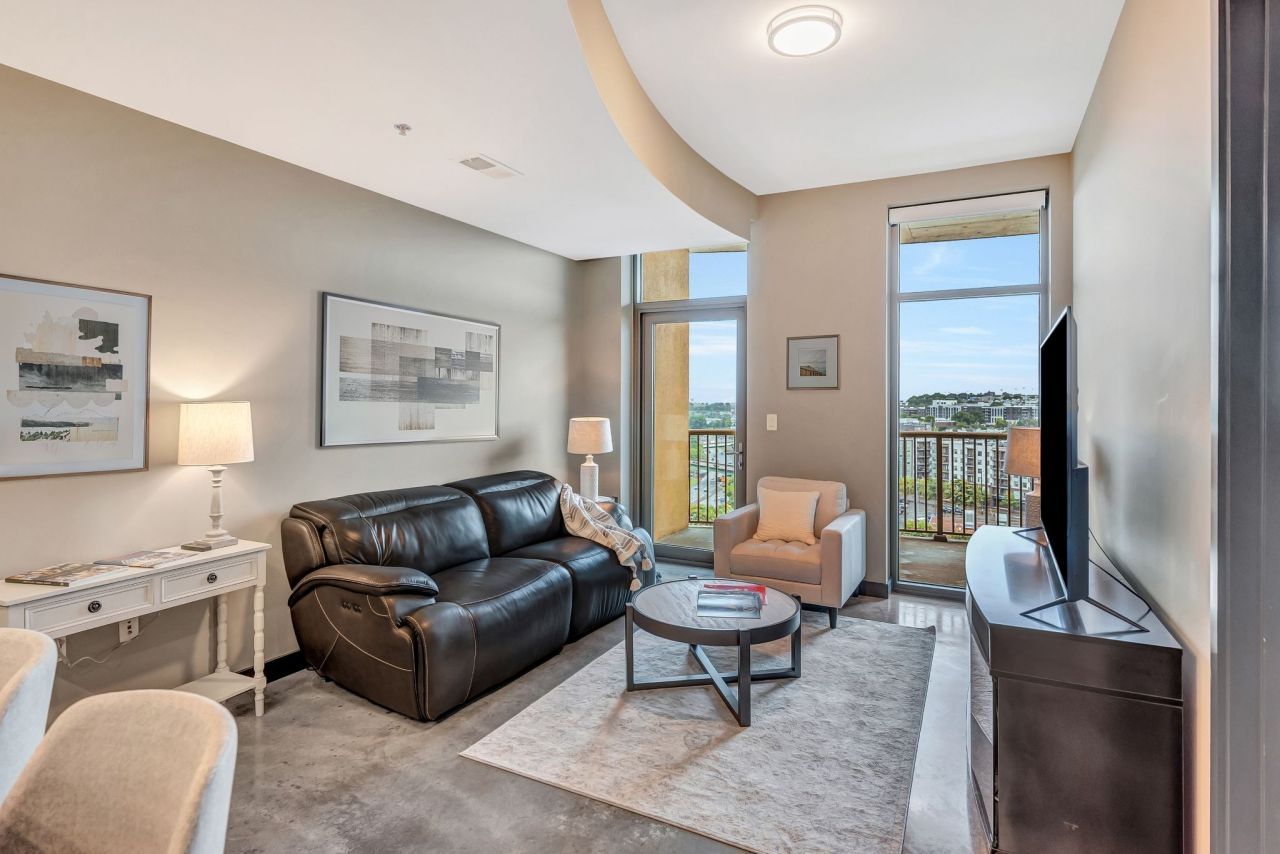 1510 Demonbreun St, Unit 1401, Nashville, TN 37203 Main Photo