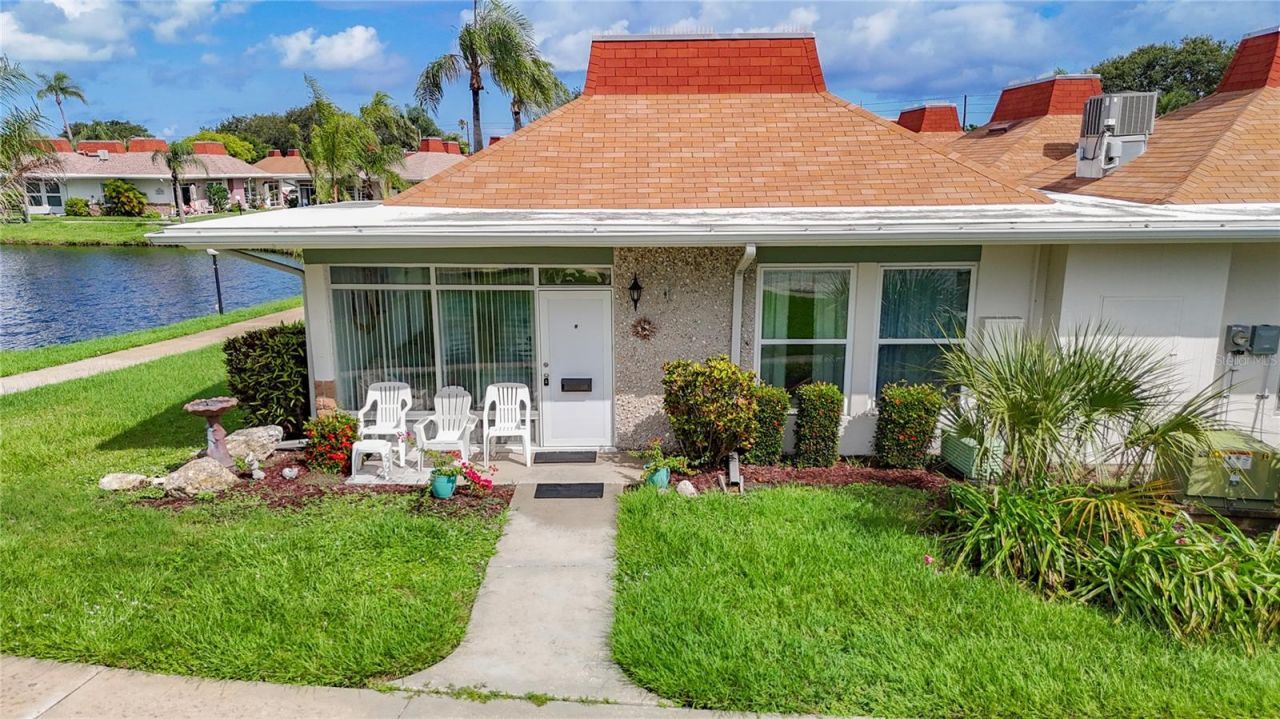 4360 Tahitian Gardens Circle, Unit H, Holiday, FL 34691 Main Photo